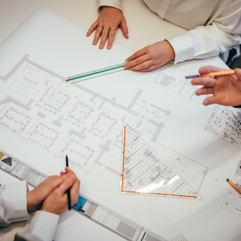 Technische Planung und Abstimmung von Architektur- und Innenraumkonzepten im Projektteam